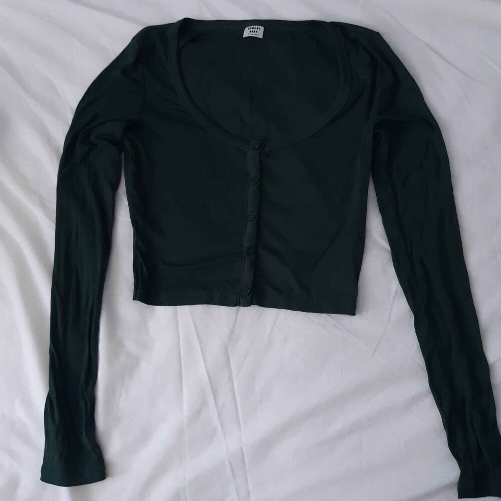 Aritzia Sunday Best croppped cardigan